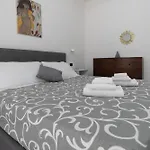 شقة Light Stadium تاورمينا