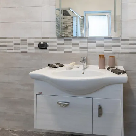 Light Stadium דירה *